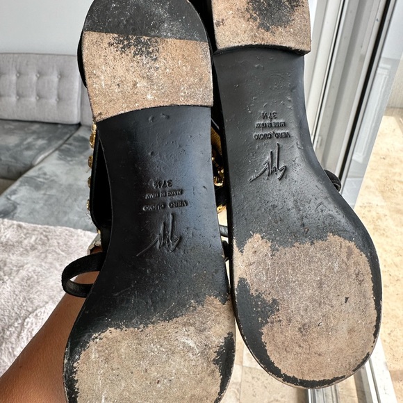 Fabulous Giuseppe Zanotti Gladiator flat sandals size 37-1/2 - Picture 5 of 10